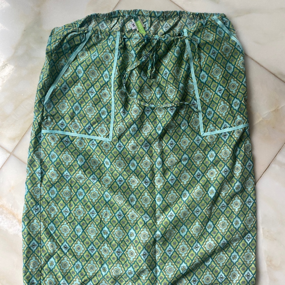 Beth Bowley  silk skirt M